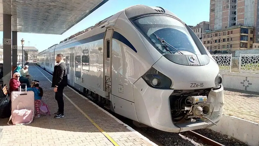 Train SNTF Algérie — Se déplacer en Algérie 2026 - Destination Algérie Train SNTF Algérie — Se déplacer en Algérie 2026 - Destination Algérie